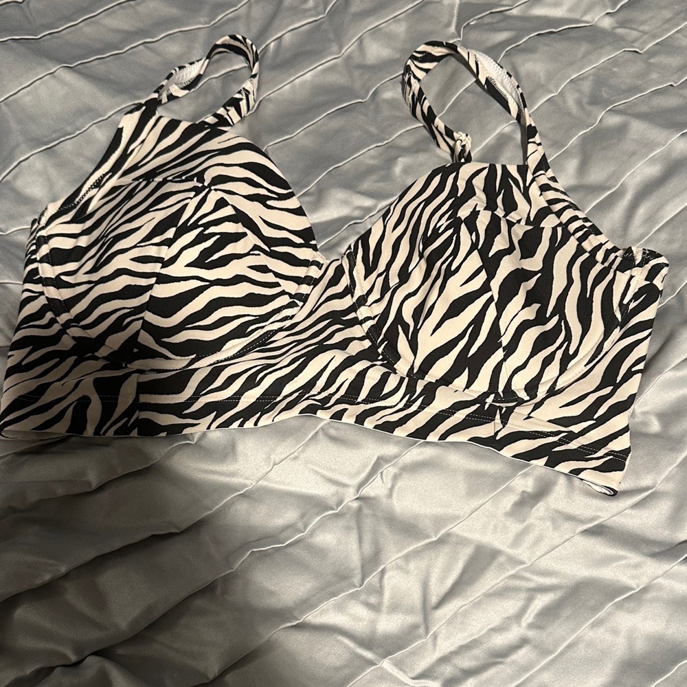 Old Navy Black and White Zebra Bikini Top Brand New